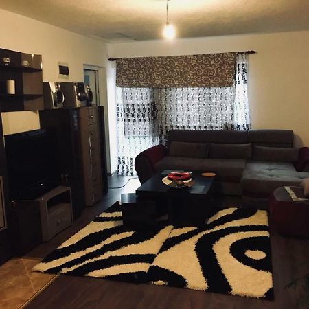 Apartmani ,,Bato,, سينيتشا المظهر الخارجي الصورة